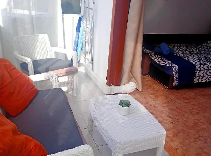 Apartmán Perfectly Located With Pool Playa de las Americas (Tenerife)